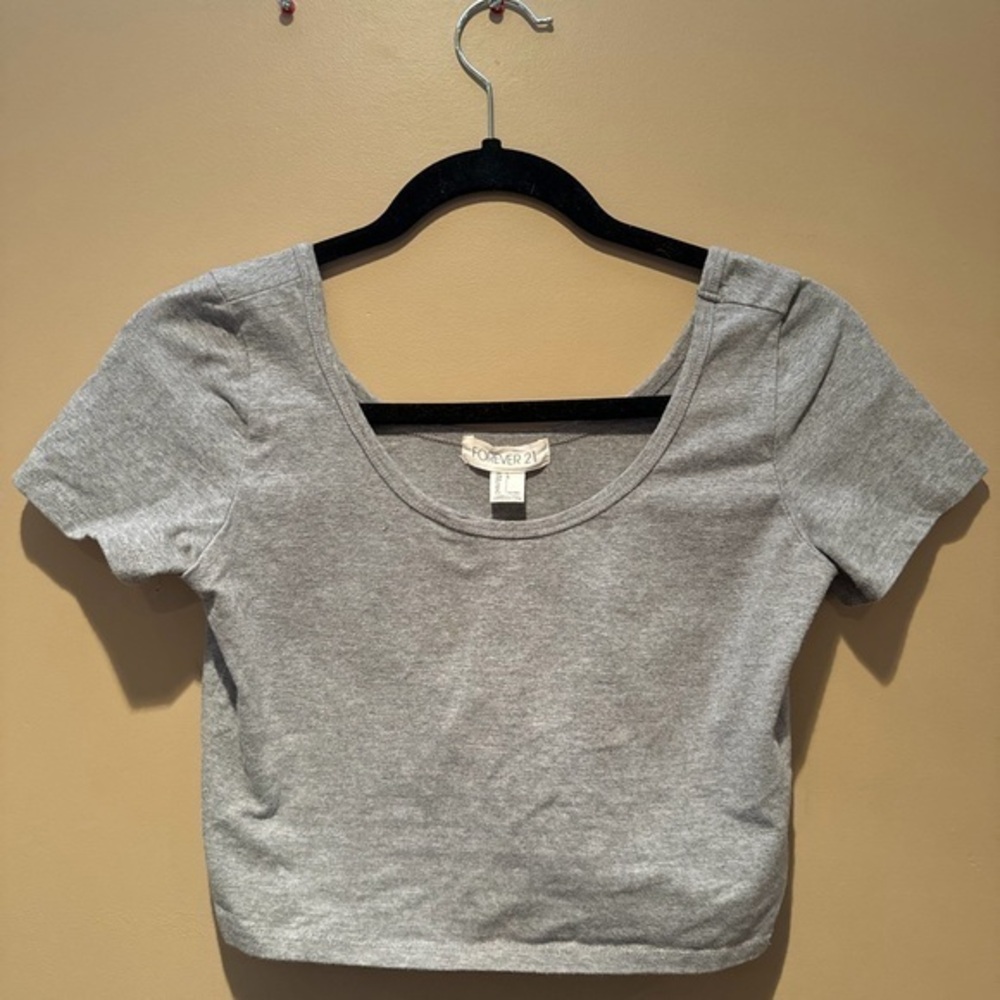Forever 21 Light Gray Crop Top